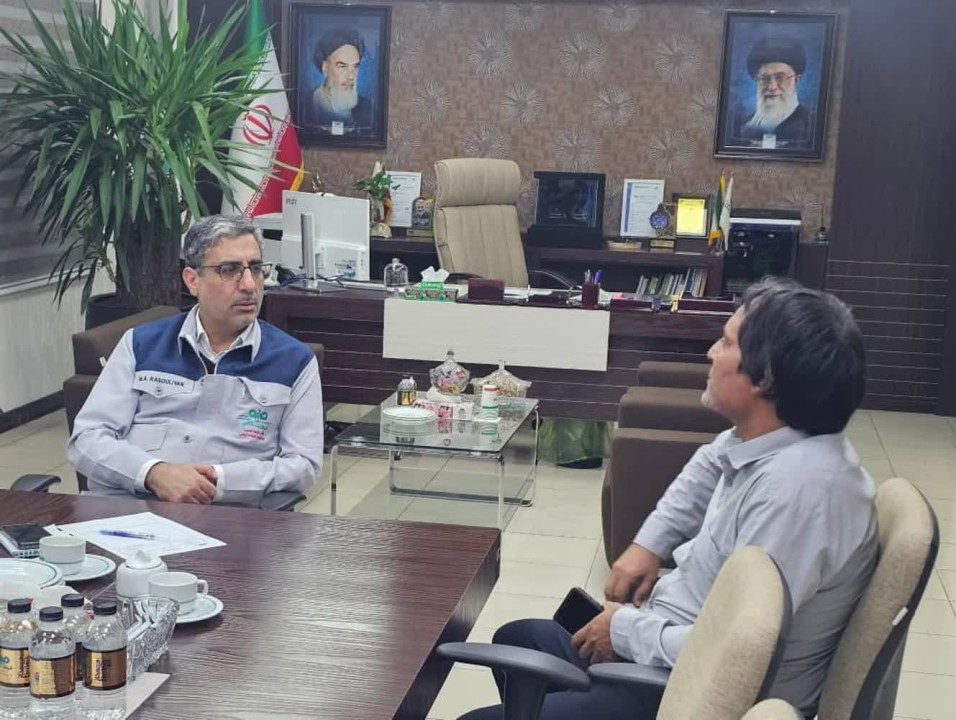 رفع دغدغه کارگران فولاد سنگان از اولویتهای ماست