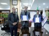 بانک رفاه کارگران و دانشگاه آزاد اسلامی تفاهم‌نامه همکاری امضا کردند